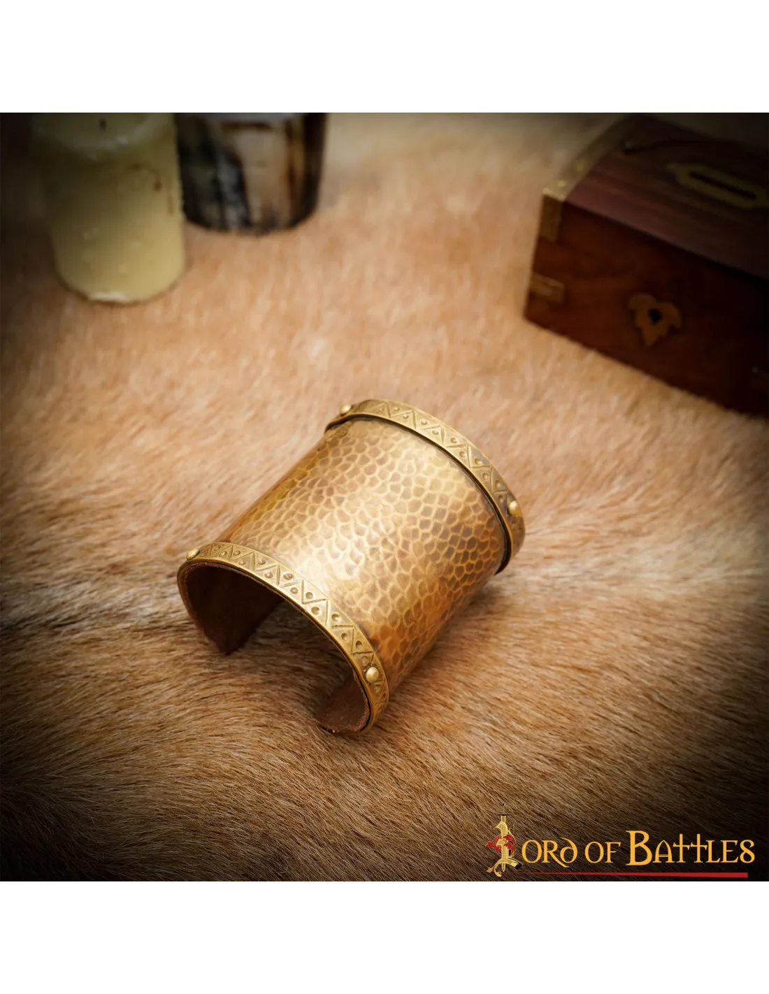 Bracelet orné en laiton massif ⚔️ Boutique Épées