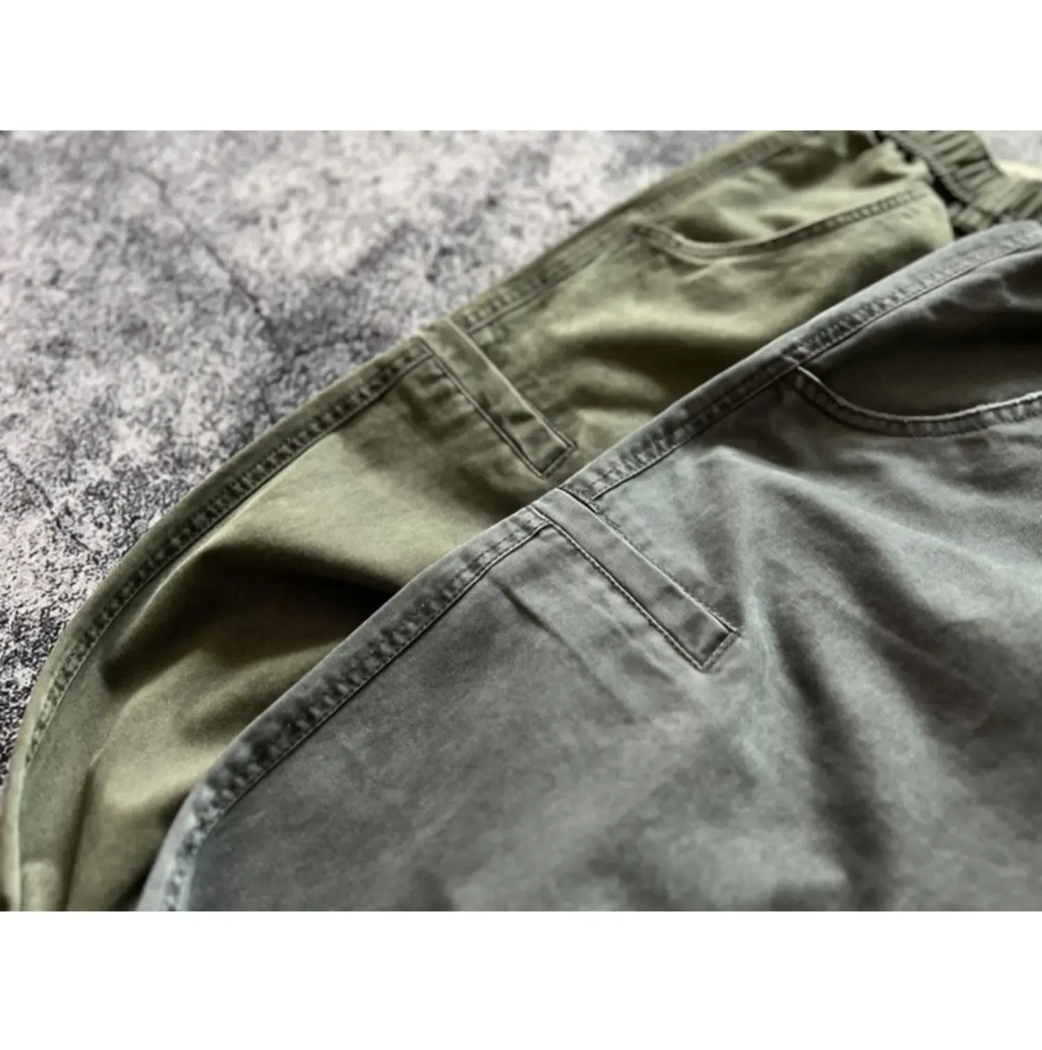 Pantalon de loisirs confortable avec poches latérales, taille élastiqu