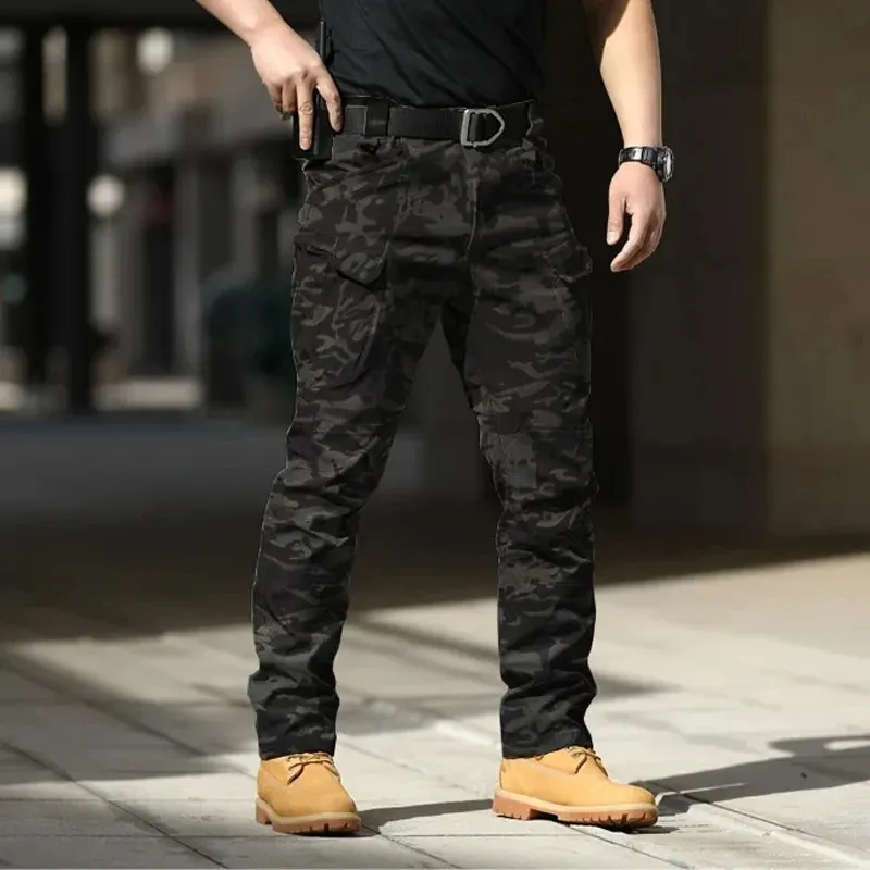 Pantalon robuste pour l'extérieur avec plusieurs poches, taille réglab