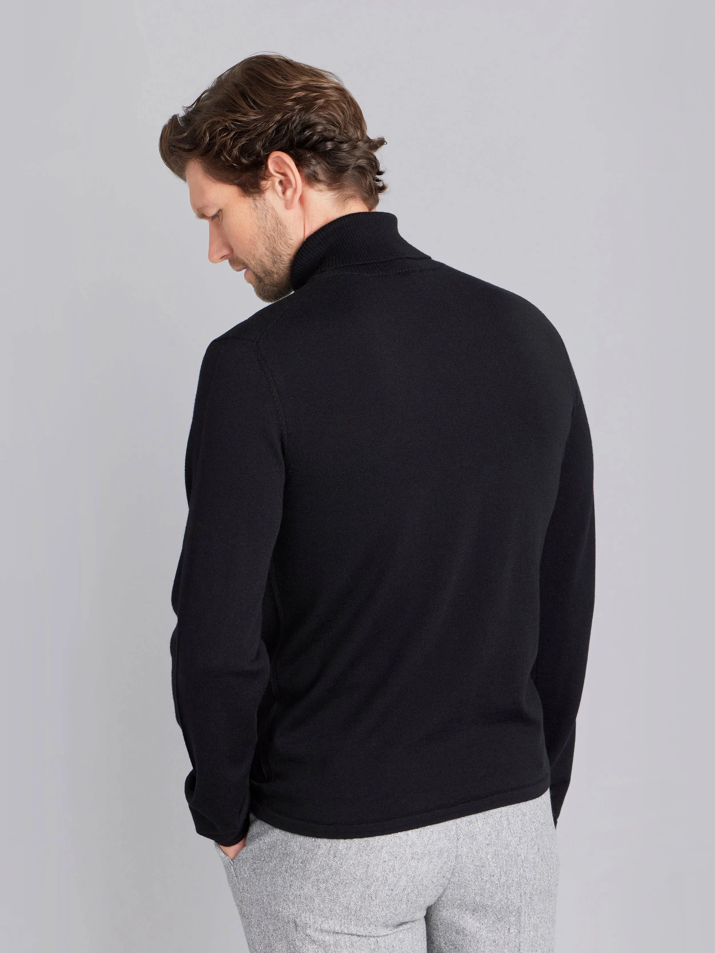 pull New Light en laine mérinos noir