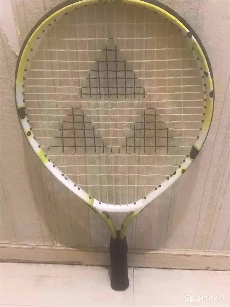 Raquette de tennis  d'occasion Ajouté le : 28/01/2022