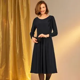 Robe avec noeud fantaisie